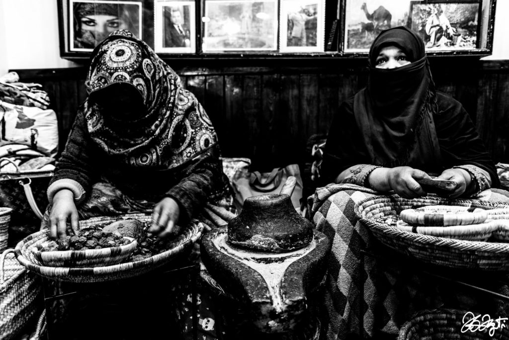 Women processing argan fruit. Photo: Marco Mosti/flickr